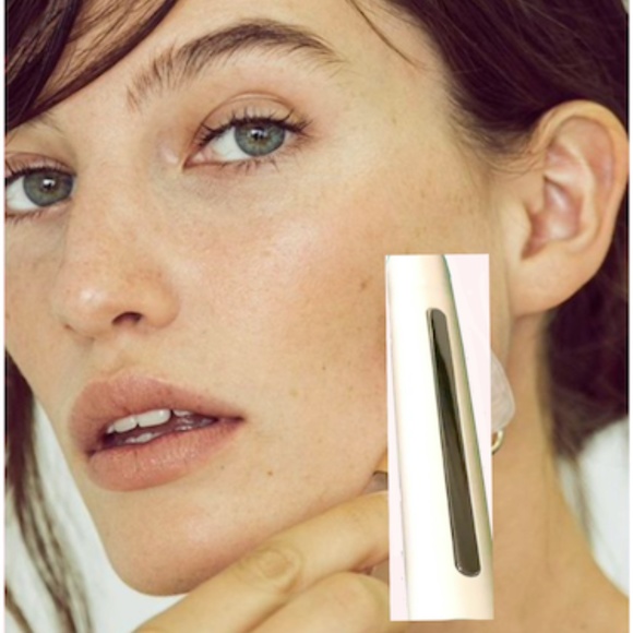 Eye Wrinkle Removal LED Pen - Picture 5 of 7